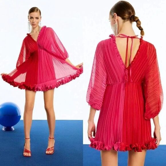 Nocturne Batwing Sleeve Pleated Mini Dress 42, L NWT - Picture 1 of 10